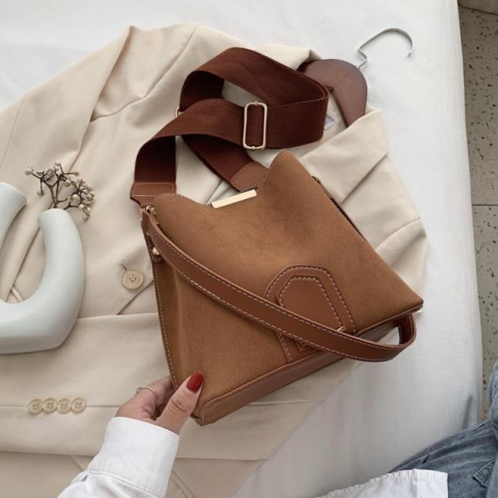 Brand new with tags Ivy and Taylor handbag.